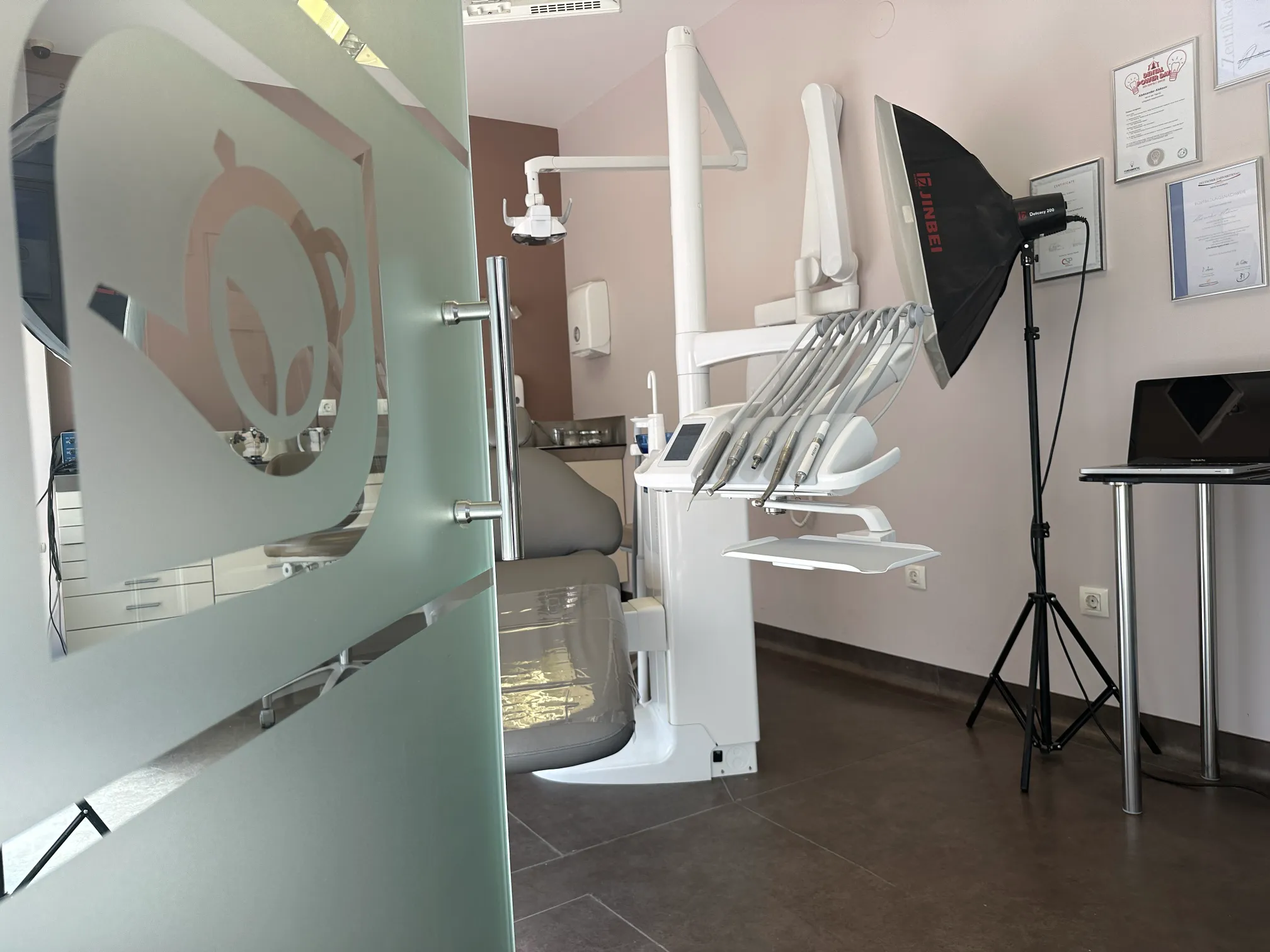 Mint Clinic Interior 3